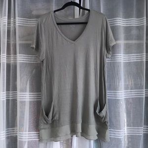 SOFT v neck gray LOGO tunic with pockets